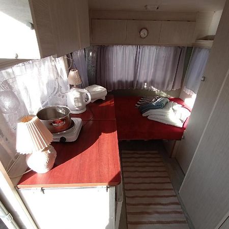 Appartement Przyczepa Niewiadow Surf Wioska à Jastarnia Extérieur photo